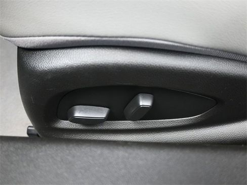 Used 2022 Chevrolet Camaro LT w/ RS Package image 29