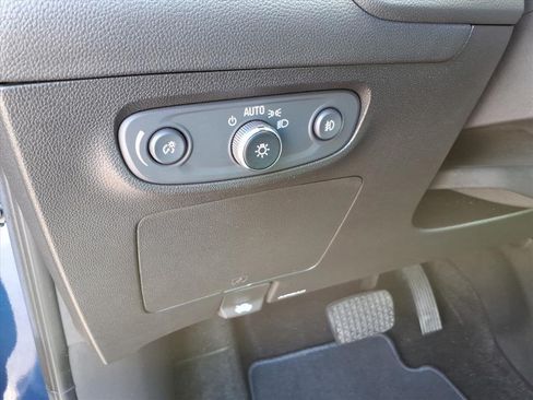 Used 2023 Buick Encore GX Preferred w/ Cold Weather Comfort Package FWD image 22