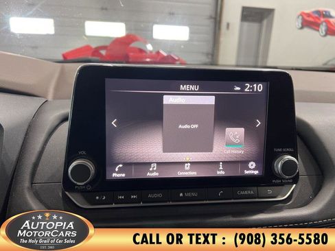 Used 2021 Nissan Rogue SV AWD/4WD image 26