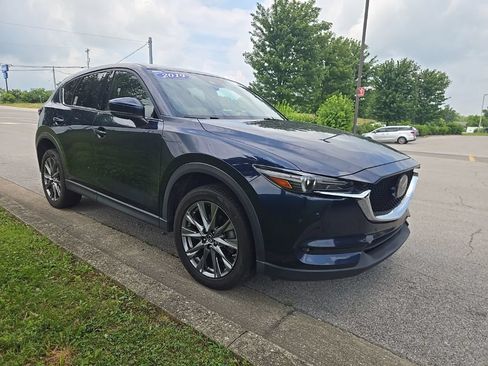 Used 2019 MAZDA CX-5 Signature AWD/4WD image 2