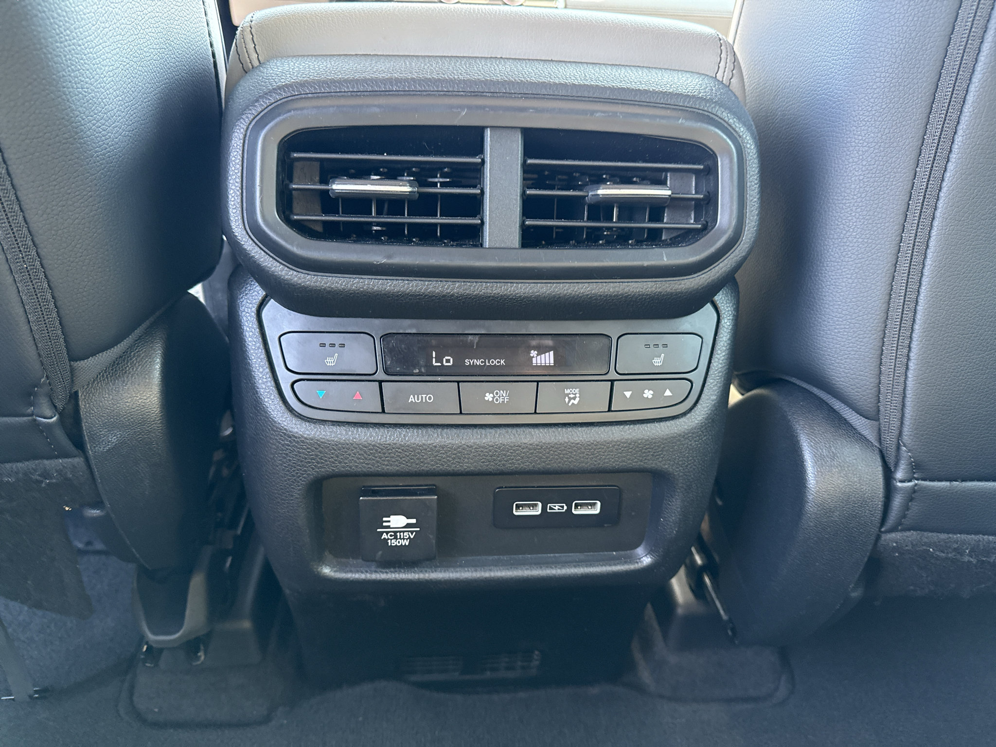 Used 2023 Honda Pilot Elite image 15