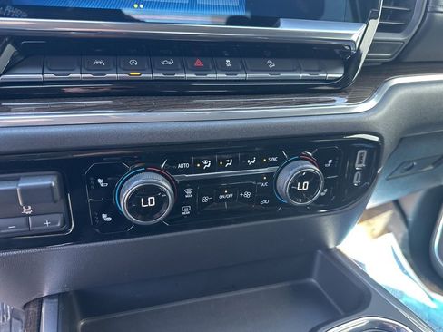 Used 2024 Chevrolet Silverado 1500 LT Trail Boss w/ Protection Package AWD/4WD image 17
