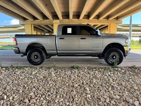 Used 2023 RAM 2500 Big Horn w/ Level 1 Equipment Group AWD/4WD image 2