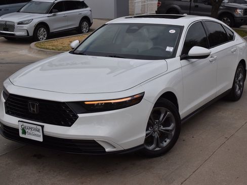 Used 2024 Honda Accord EX image 36