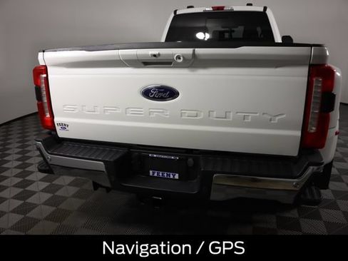 Used 2024 Ford F350 Lariat AWD/4WD image 4