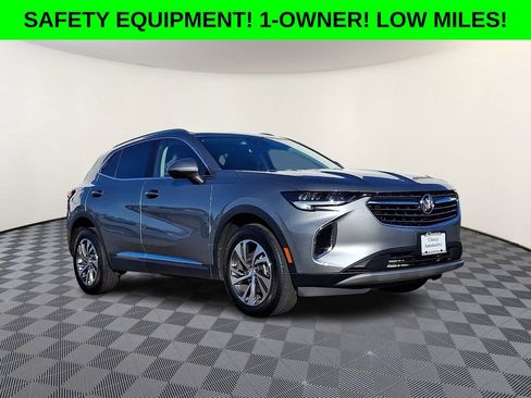 Used 2023 Buick Envision Essence image 1