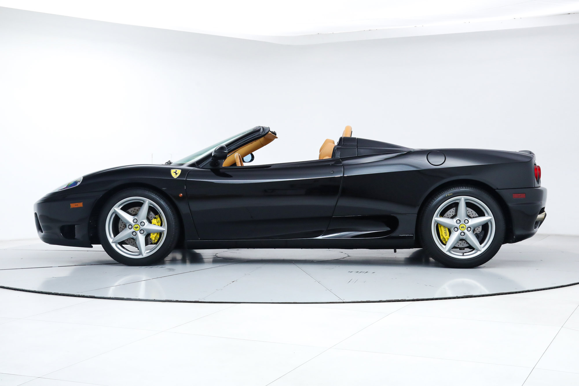Used 2003 Ferrari 360 Spider RWD image 4
