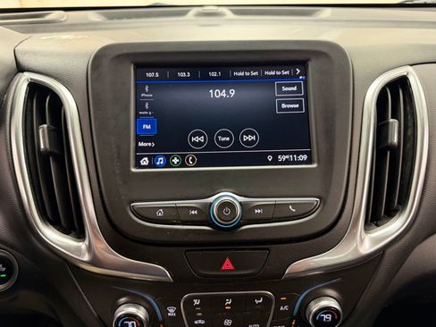 Used 2021 Chevrolet Equinox LT FWD image 25