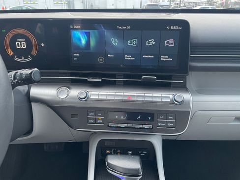 Used 2025 Hyundai Kona SEL image 17