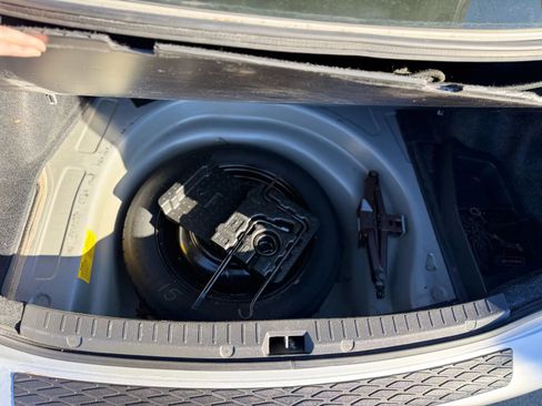 Used 2010 Toyota Corolla S image 13