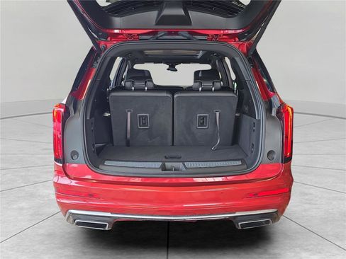 Used 2024 Cadillac XT6 Luxury AWD/4WD image 29