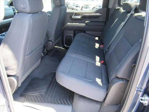 Used 2023 Chevrolet Silverado 1500 LT AWD/4WD image 31