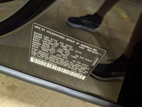 New 2026 Volkswagen Atlas Cross Sport SE image 30