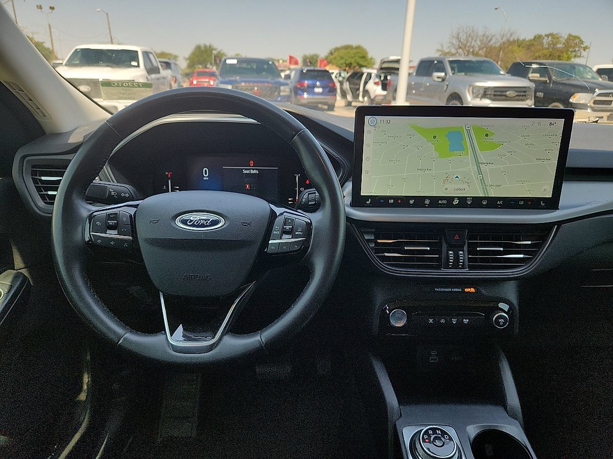 Used 2023 Ford Escape Active w/ Tech Pack #1 AWD/4WD image 6