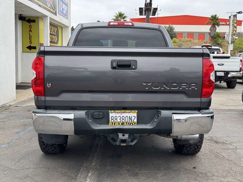 Used 2018 Toyota Tundra SR5 w/ SR5 Upgrade Package RWD image 14