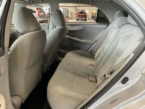 Used 2010 Toyota Corolla LE image 16