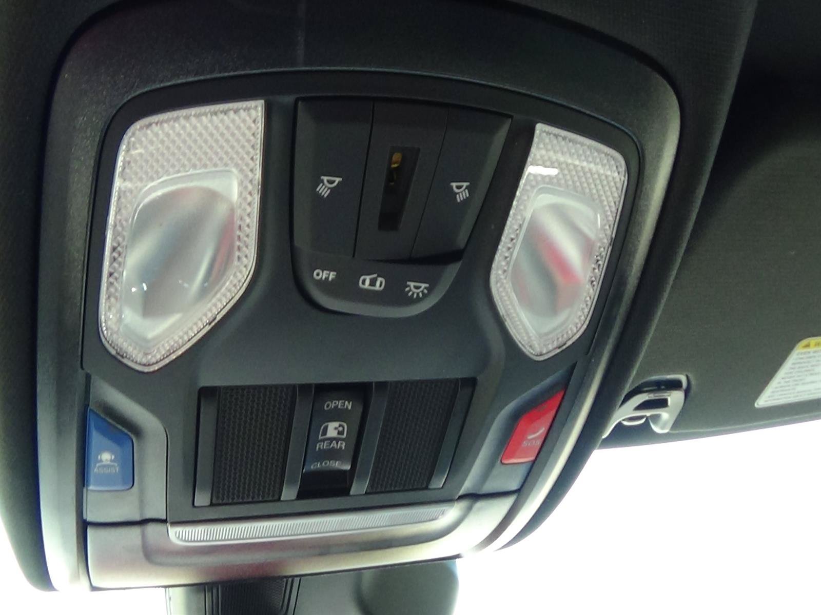 Used 2025 RAM 1500 Big Horn AWD/4WD image 28