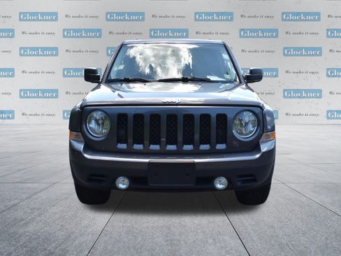 Used 2017 Jeep Patriot Latitude AWD/4WD image 2