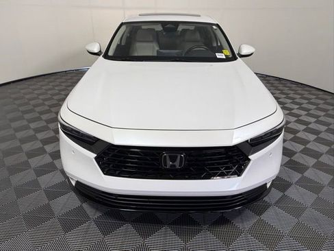 Used 2023 Honda Accord EX-L image 9