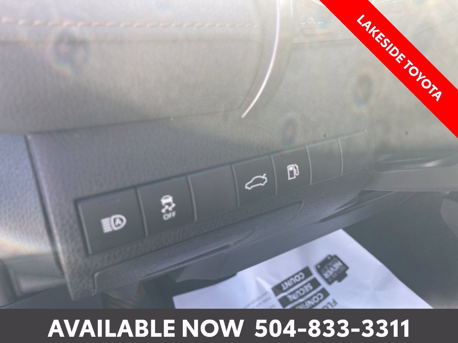 Certified 2018 Toyota Camry XLE FWD image 26
