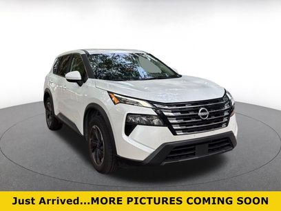Used 2025 Nissan Rogue SV