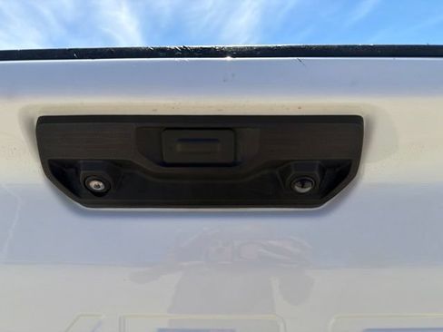 Used 2024 Chevrolet Silverado 2500 LT AWD/4WD image 41