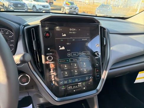 Used 2025 Subaru Crosstrek 2.5i Limited w/ Crosstrek Mirror Package image 24