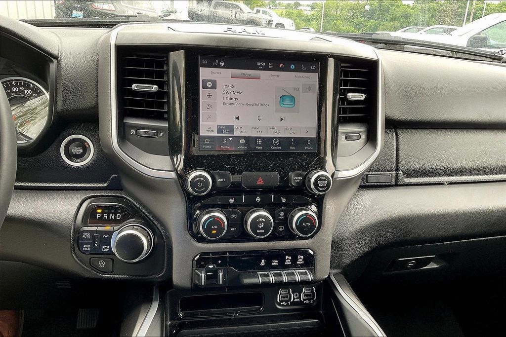 Used 2022 RAM 1500 Big Horn AWD/4WD image 15