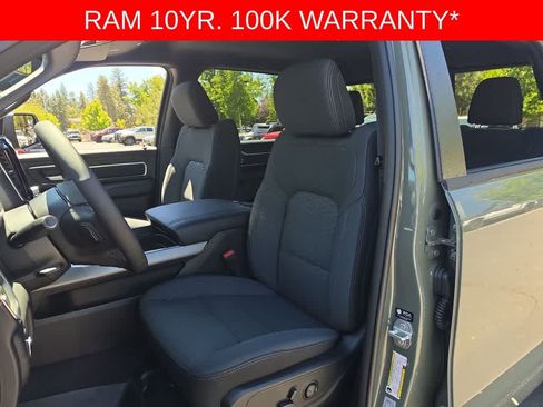 New 2026 RAM 1500 Big Horn AWD/4WD image 11