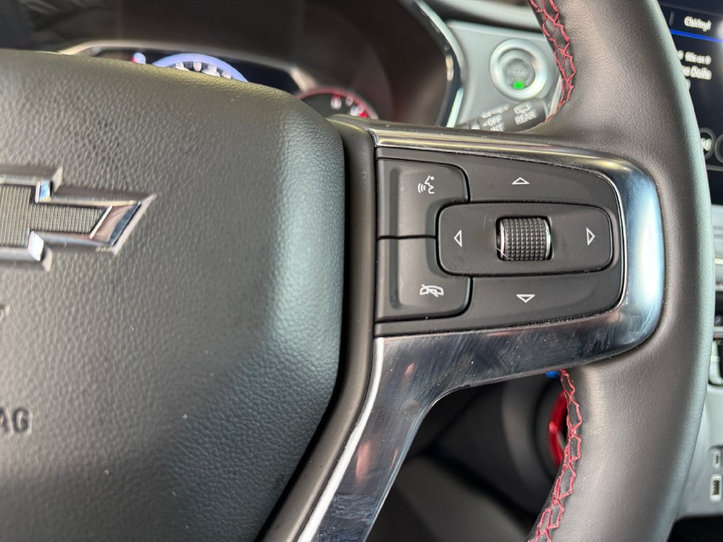 Used 2025 Chevrolet Blazer RS FWD image 25