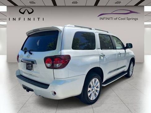 Used 2020 Toyota Sequoia Platinum AWD/4WD image 7