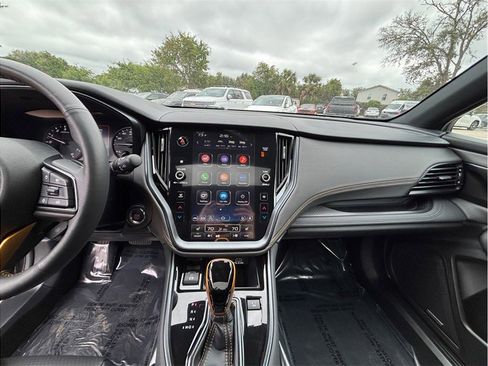 Used 2025 Subaru Outback Wilderness AWD/4WD image 11