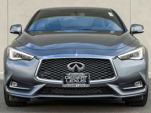 Used 2017 INFINITI Q60 2.0t w/ Moonroof Package image 2