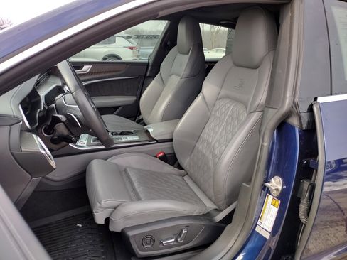 Used 2020 Audi S7 Prestige w/ Prestige Package image 2