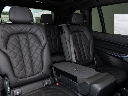 New 2026 BMW X7 xDrive40i w/ M Sport Package image 35