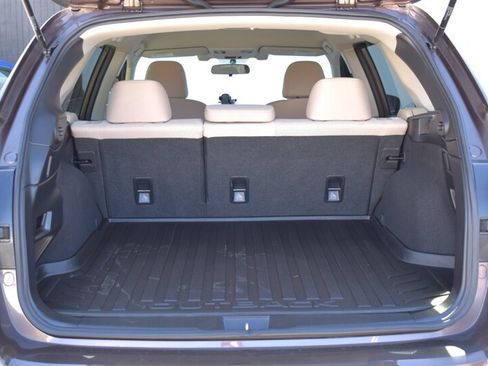 Used 2019 Subaru Outback 2.5i AWD/4WD image 25