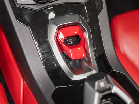 Used 2016 Lamborghini Huracan LP 610-4 image 40