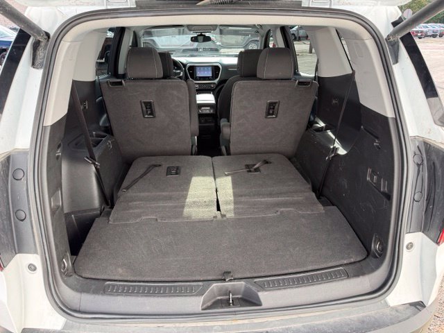Used 2021 GMC Acadia SLE w/ Driver Convenience Package FWD image 15