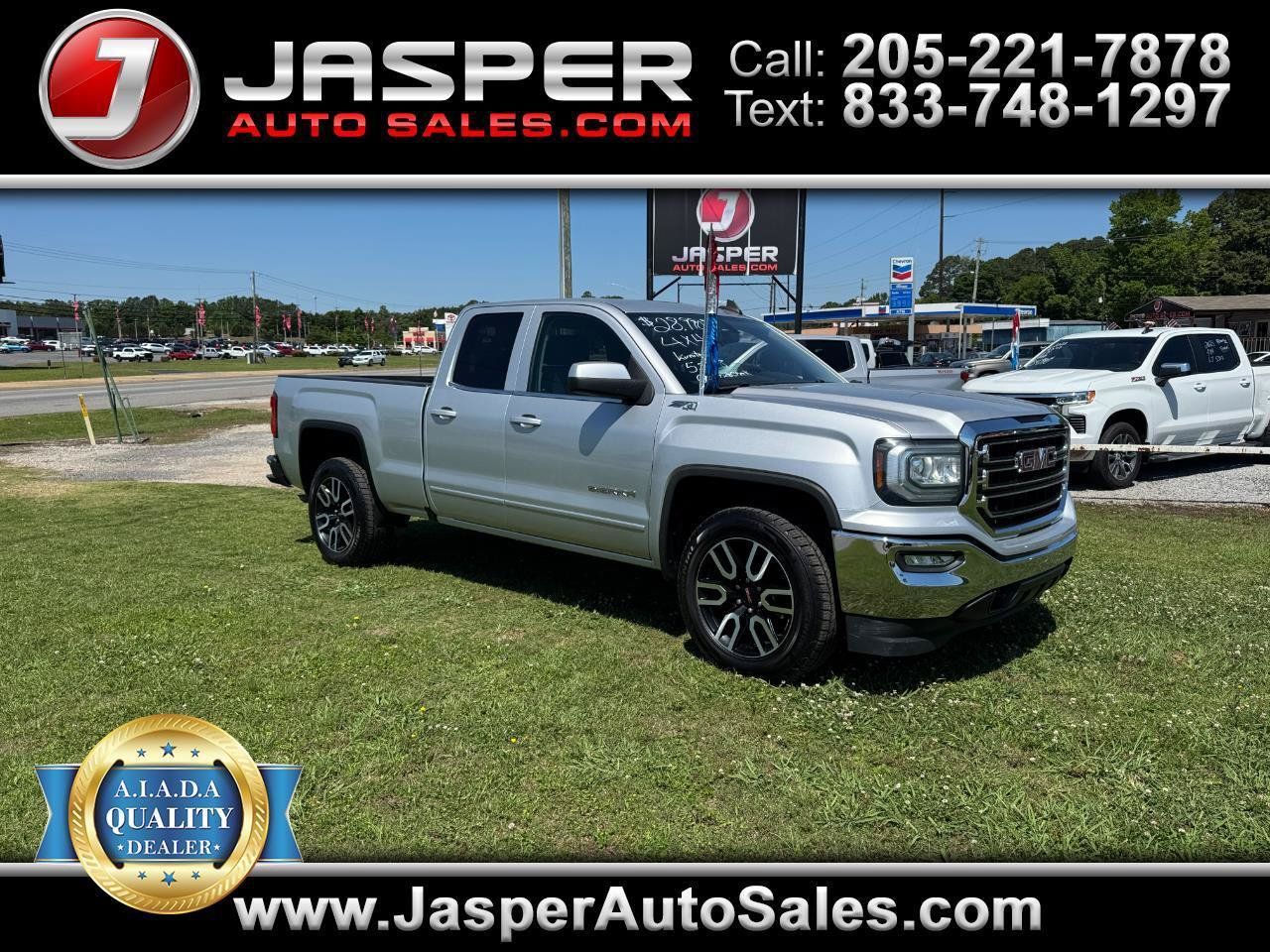 Used 2019 GMC Sierra 1500 SLE w/ SLE Value Package AWD/4WD image 1