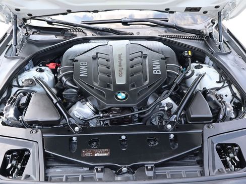 Used 2015 BMW 550i Sedan RWD image 37