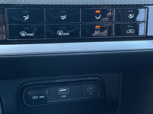 Used 2025 Kia Sportage LX image 33