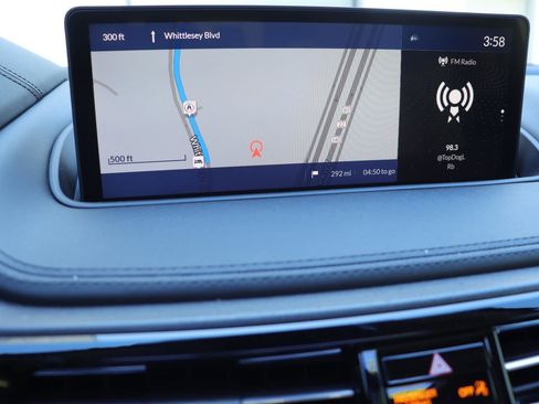 Used 2022 Acura MDX SH-AWD w/ Advance Package image 32