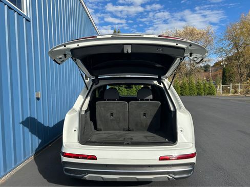 Used 2021 Audi Q7 3.0T Premium Plus image 16
