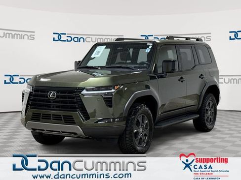 Used 2024 Lexus GX 550 AWD/4WD image 1