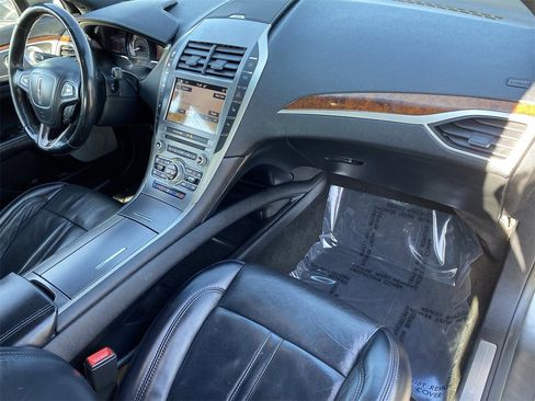 Used 2019 Lincoln MKZ Reserve w/ Luxury Package image 8