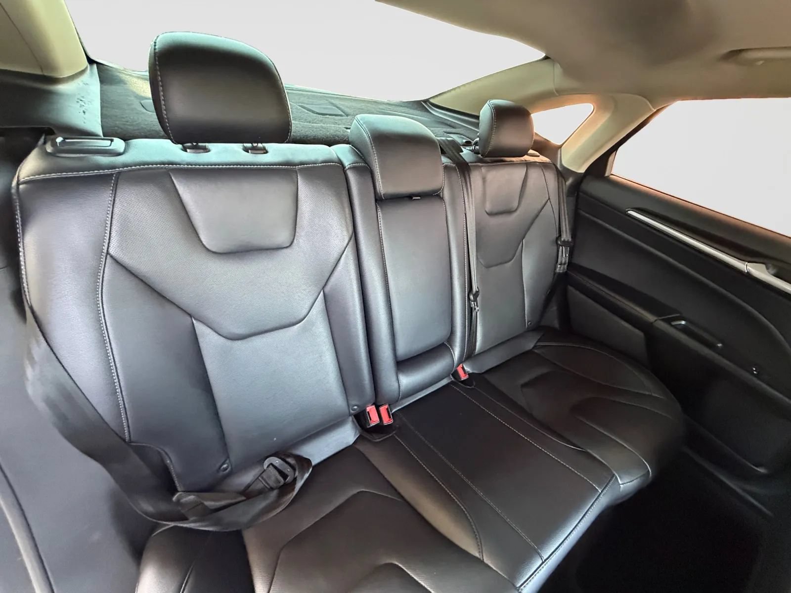 Used 2020 Ford Fusion Titanium AWD/4WD image 18