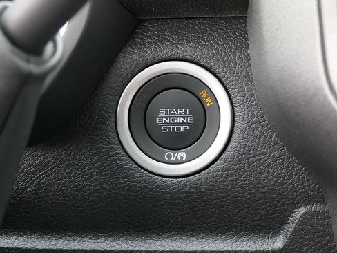 New 2026 RAM 2500 Tradesman AWD/4WD image 17