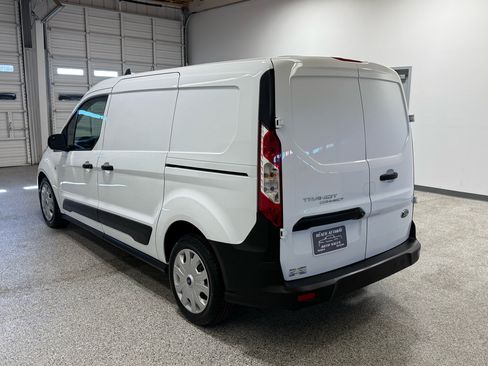Used 2022 Ford Transit Connect XL image 2