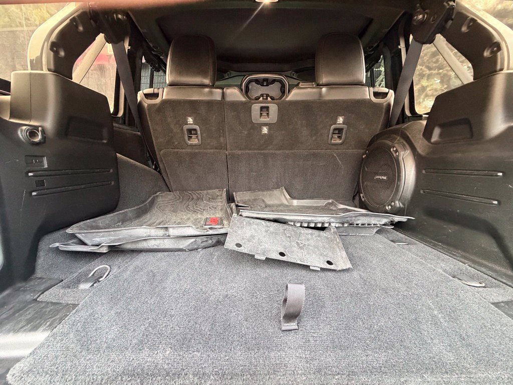 Used 2018 Jeep Wrangler Unlimited Rubicon AWD/4WD image 18