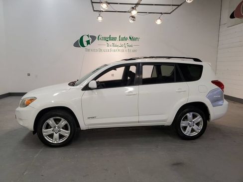 Used 2007 Toyota RAV4 Sport AWD/4WD image 3